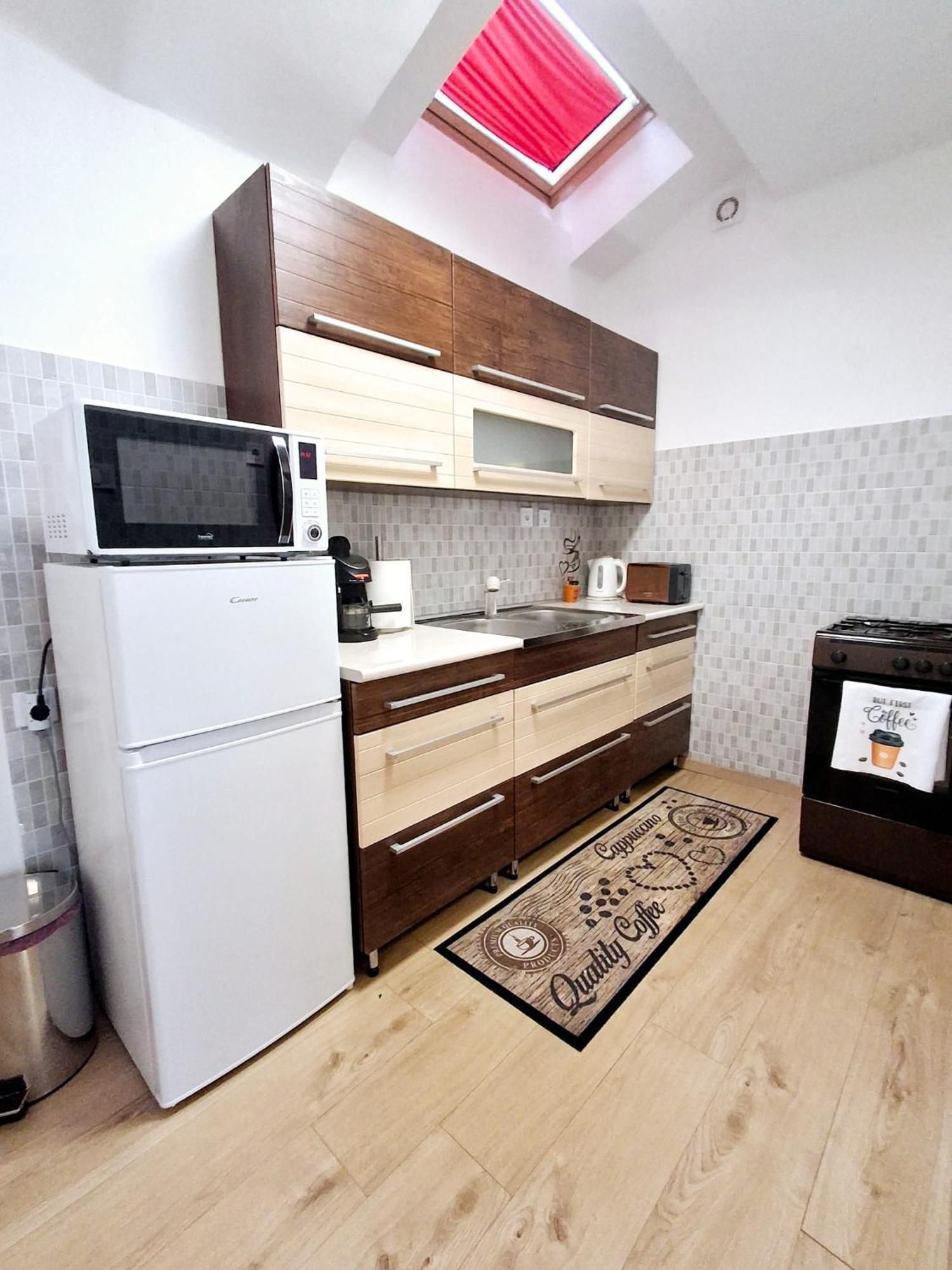 Centrum Apartman Sarospatak Exterior photo